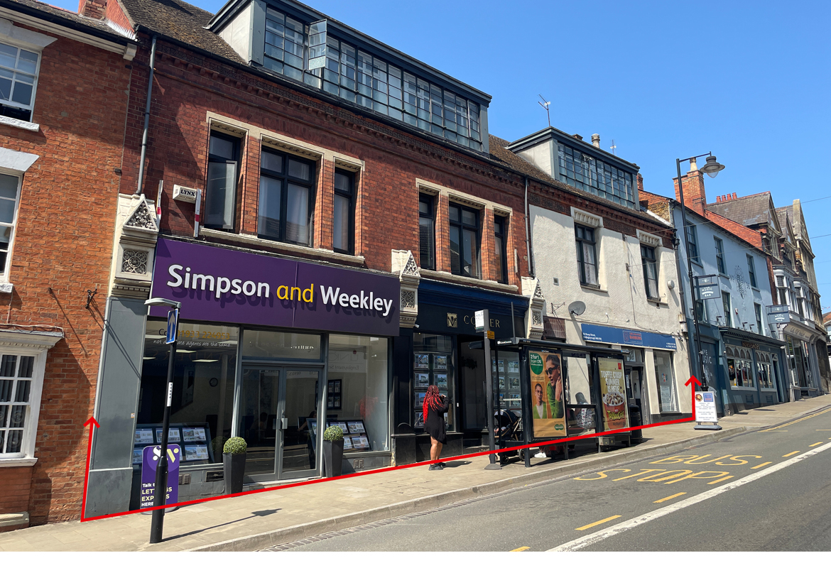Lot 17 - Freehold Investment – Gross Yield 12.3%