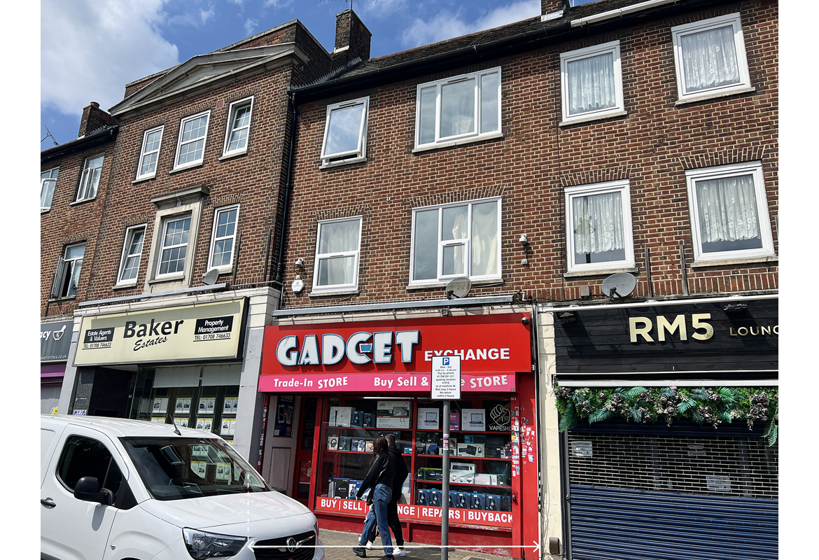 Freehold Commercial/Residential Investment