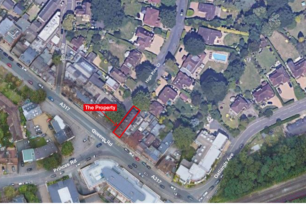 111 Queens Road, Weybridge, Surrey KT13 9UW