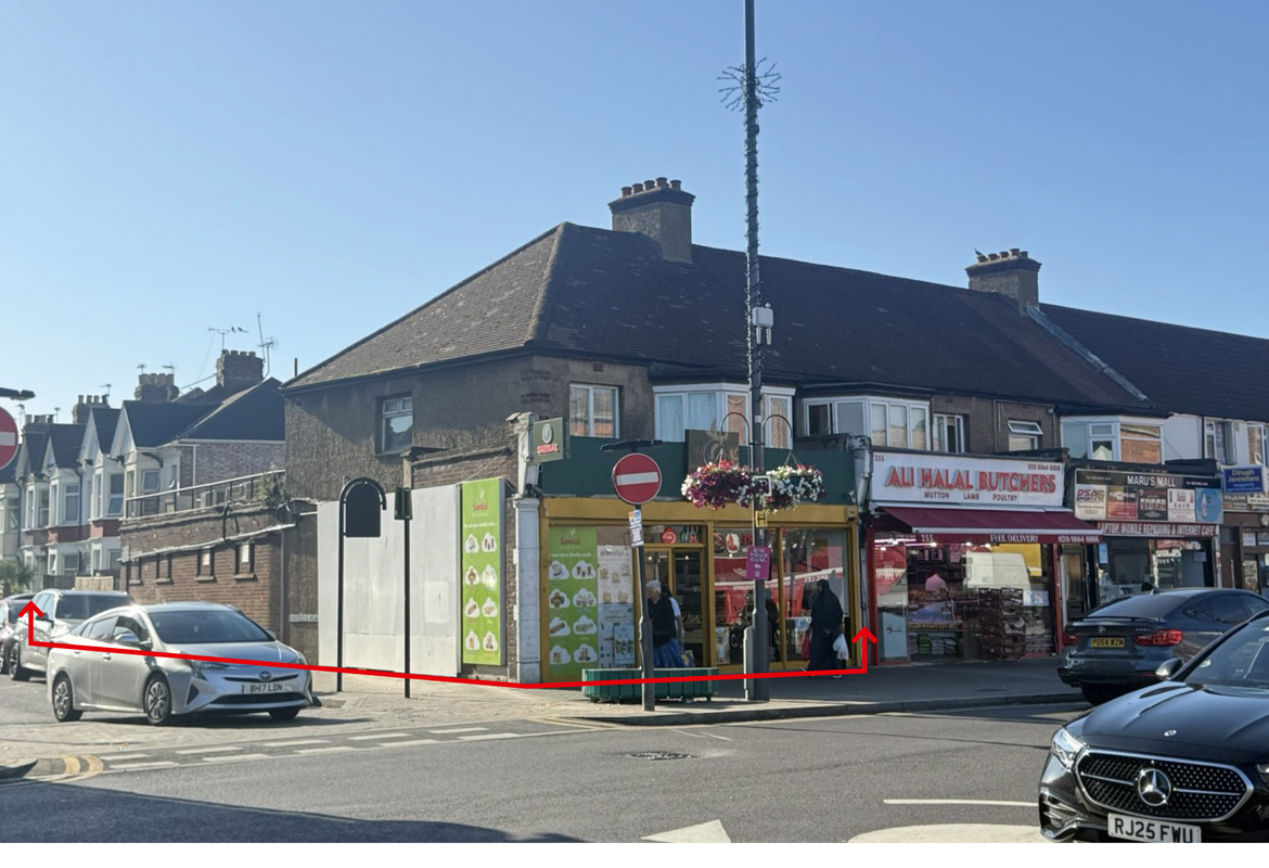 Freehold Investment - Shop & 2 Bed Flat - Gross Yield 7.8%
